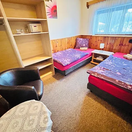 Konukevi Chaloupka 3*
