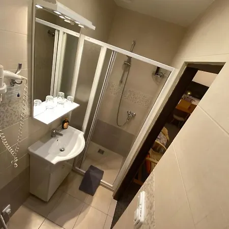 Chaloupka Guest house 3*