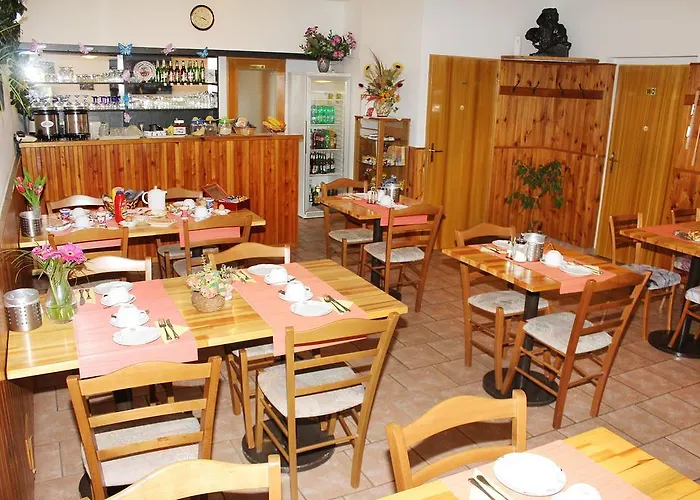 Chaloupka Konukevi Prag
