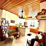 Chaloupka Гостевой дом Прага