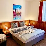Chaloupka 3* Прага